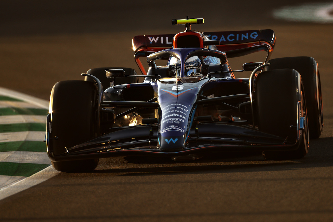 GP ARABIA SAUDITA, Nicholas Latifi (CDN), Williams Racing 
25.03.2022 Formula 1 World Championship, Rd 2, Saudi Arabian Grand Prix, Jeddah, Saudi Arabia, Practice Day.
- www.xpbimages.com, EMail: requests@xpbimages.com ¬© Copyright: Charniaux / XPB Images