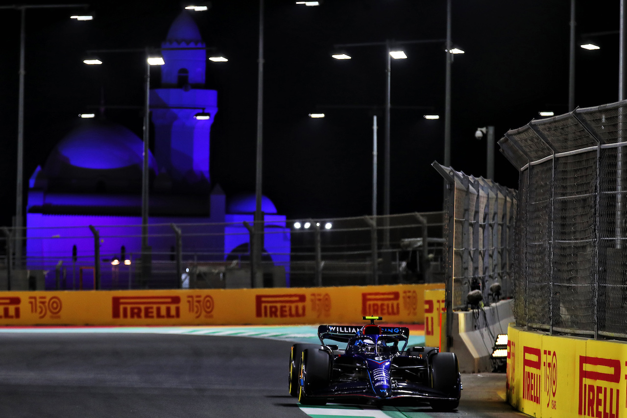 GP ARABIA SAUDITA, Nicholas Latifi (CDN) Williams Racing FW44.
25.03.2022 Formula 1 World Championship, Rd 2, Saudi Arabian Grand Prix, Jeddah, Saudi Arabia, Practice Day.
 - www.xpbimages.com, EMail: requests@xpbimages.com © Copyright: Coates / XPB Images