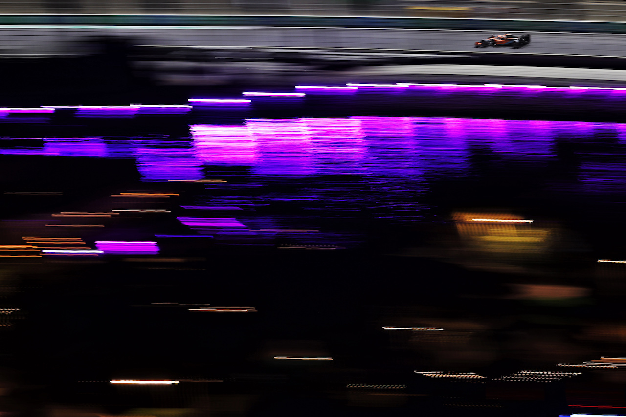 GP ARABIA SAUDITA, Daniel Ricciardo (AUS) McLaren MCL36.
25.03.2022 Formula 1 World Championship, Rd 2, Saudi Arabian Grand Prix, Jeddah, Saudi Arabia, Practice Day.
- www.xpbimages.com, EMail: requests@xpbimages.com © Copyright: Moy / XPB Images