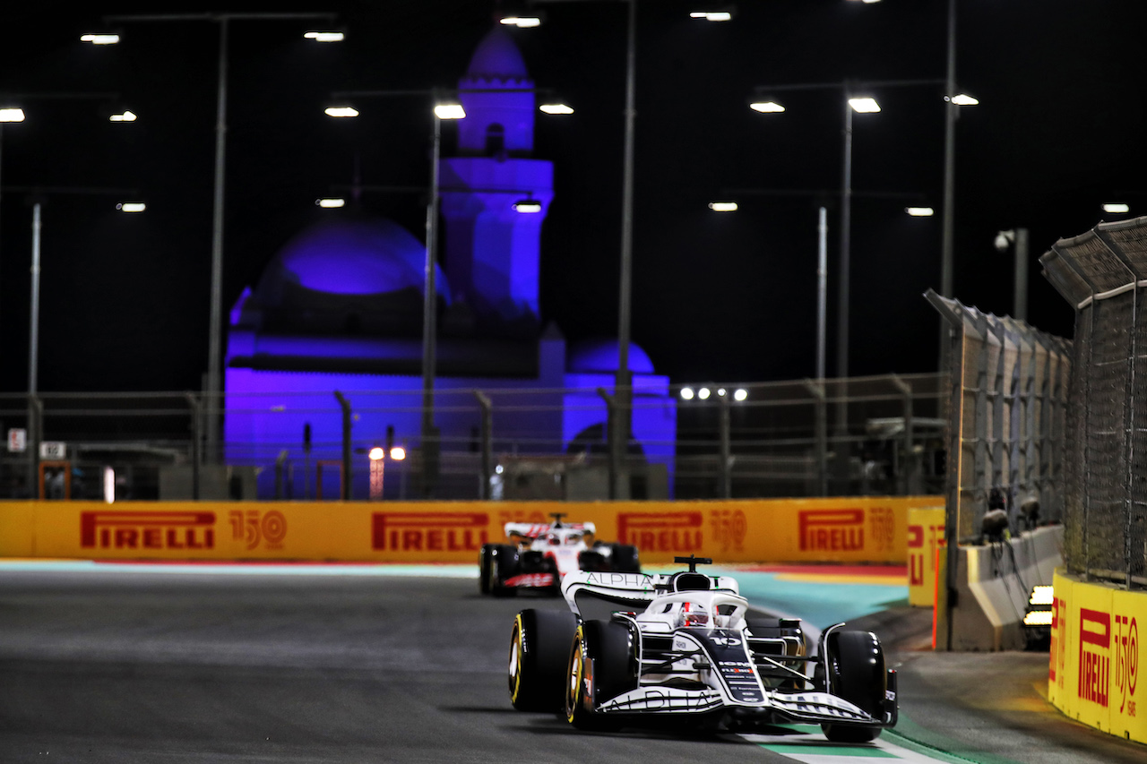 GP ARABIA SAUDITA, Pierre Gasly (FRA) AlphaTauri AT03.
25.03.2022 Formula 1 World Championship, Rd 2, Saudi Arabian Grand Prix, Jeddah, Saudi Arabia, Practice Day.
 - www.xpbimages.com, EMail: requests@xpbimages.com © Copyright: Coates / XPB Images