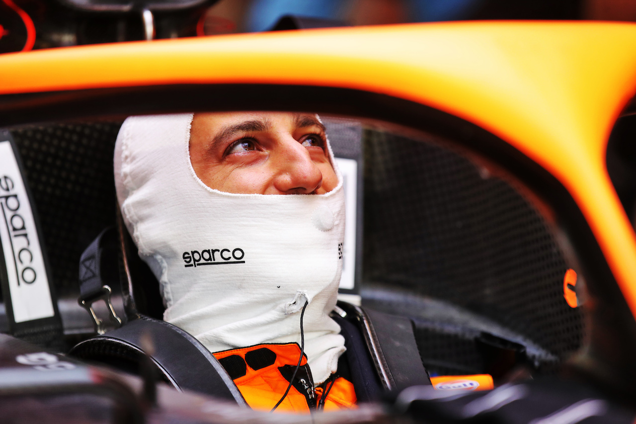 GP ARABIA SAUDITA, Daniel Ricciardo (AUS) McLaren MCL36.
25.03.2022 Formula 1 World Championship, Rd 2, Saudi Arabian Grand Prix, Jeddah, Saudi Arabia, Practice Day.
 - www.xpbimages.com, EMail: requests@xpbimages.com © Copyright: Coates / XPB Images
