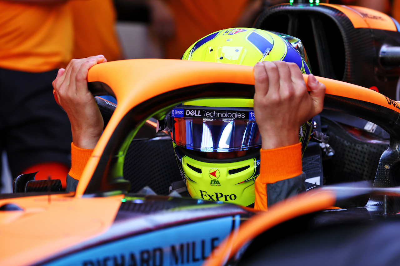 GP ARABIA SAUDITA, Lando Norris (GBR) McLaren MCL36.
25.03.2022 Formula 1 World Championship, Rd 2, Saudi Arabian Grand Prix, Jeddah, Saudi Arabia, Practice Day.
- www.xpbimages.com, EMail: requests@xpbimages.com © Copyright: Batchelor / XPB Images