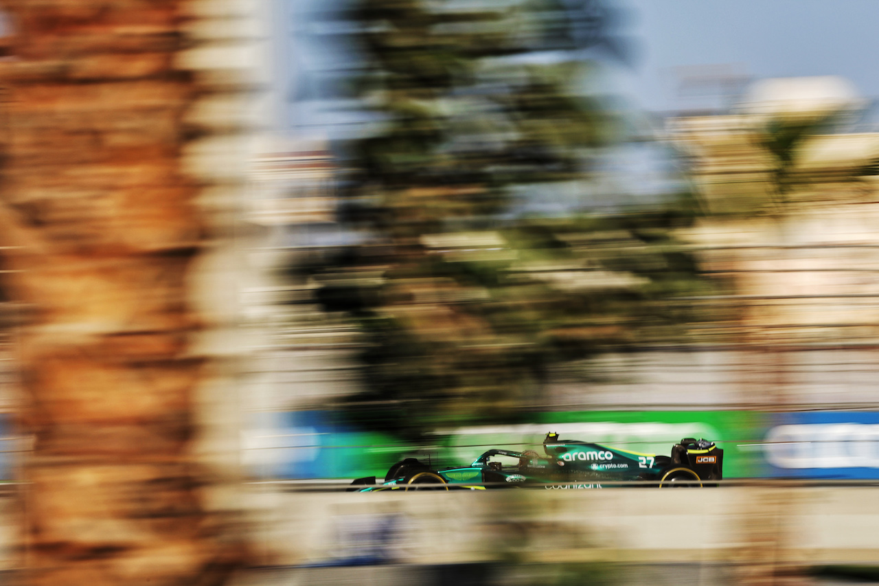GP ARABIA SAUDITA, Nico Hulkenberg (GER) Aston Martin F1 Team Reserve Driver AMR22.
25.03.2022 Formula 1 World Championship, Rd 2, Saudi Arabian Grand Prix, Jeddah, Saudi Arabia, Practice Day.
- www.xpbimages.com, EMail: requests@xpbimages.com © Copyright: Bearne / XPB Images