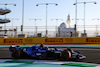GP ARABIA SAUDITA, Alexander Albon (THA) Williams Racing FW44.
25.03.2022 Formula 1 World Championship, Rd 2, Saudi Arabian Grand Prix, Jeddah, Saudi Arabia, Practice Day.
- www.xpbimages.com, EMail: requests@xpbimages.com © Copyright: Batchelor / XPB Images