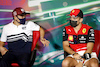 GP ARABIA SAUDITA, (L to R): Yuki Tsunoda (JPN) AlphaTauri e Charles Leclerc (MON) Ferrari in the FIA Press Conference.
25.03.2022 Formula 1 World Championship, Rd 2, Saudi Arabian Grand Prix, Jeddah, Saudi Arabia, Practice Day.
- www.xpbimages.com, EMail: requests@xpbimages.com © Copyright: XPB Images