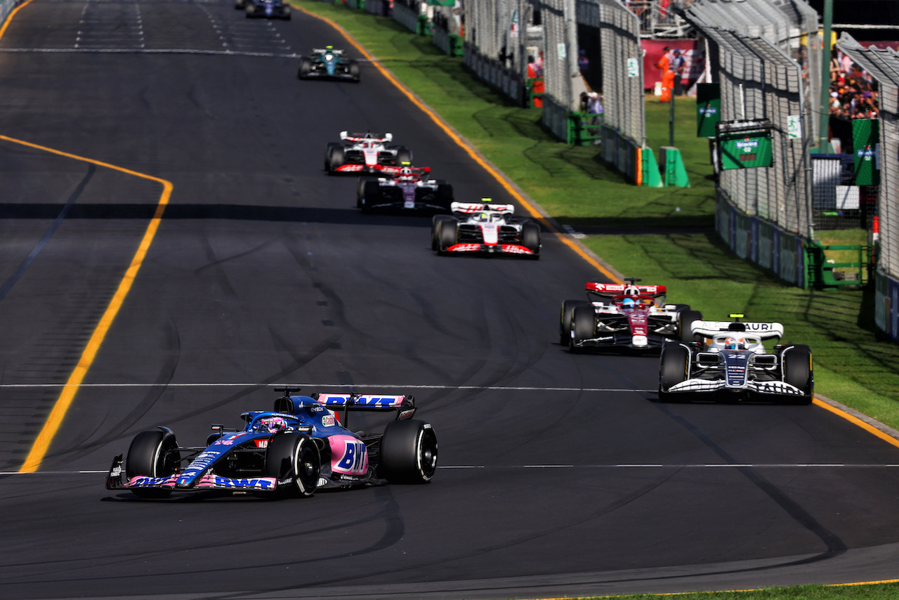 GP AUSTRALIA, Fernando Alonso (ESP) Alpine F1 Team A522.
10.04.2022. Formula 1 World Championship, Rd 3, Australian Grand Prix, Albert Park, Melbourne, Australia, Gara Day.
- www.xpbimages.com, EMail: requests@xpbimages.com © Copyright: Batchelor / XPB Images