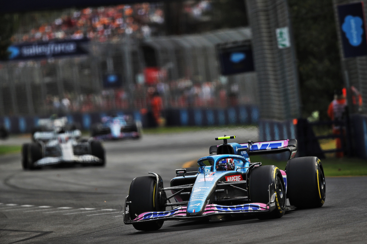 GP AUSTRALIA, Esteban Ocon (FRA) Alpine F1 Team A522.
10.04.2022. Formula 1 World Championship, Rd 3, Australian Grand Prix, Albert Park, Melbourne, Australia, Gara Day.
 - www.xpbimages.com, EMail: requests@xpbimages.com © Copyright: Coates / XPB Images