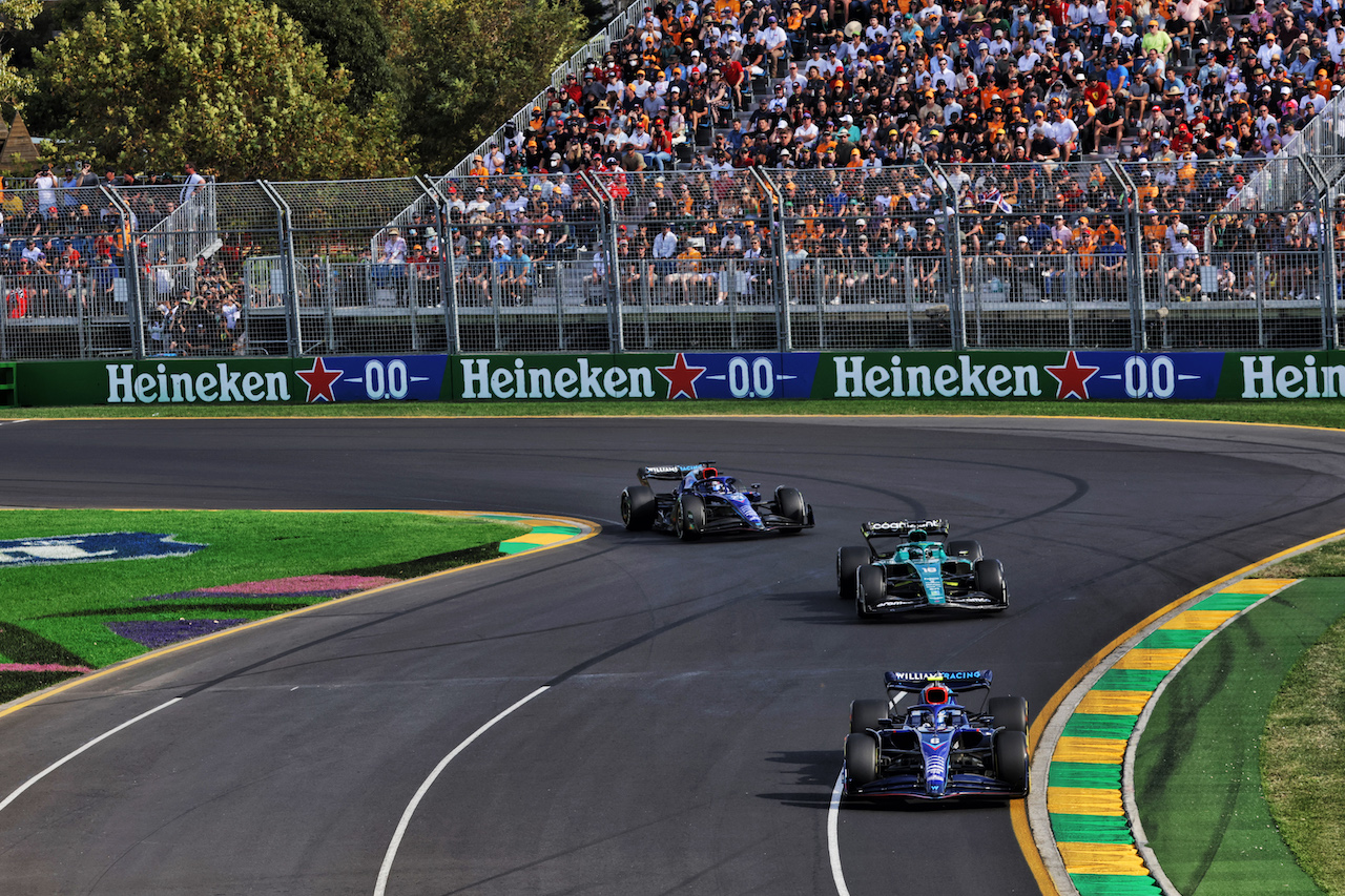 GP AUSTRALIA, Nicholas Latifi (CDN) Williams Racing FW44.
10.04.2022. Formula 1 World Championship, Rd 3, Australian Grand Prix, Albert Park, Melbourne, Australia, Gara Day.
- www.xpbimages.com, EMail: requests@xpbimages.com © Copyright: Bearne / XPB Images