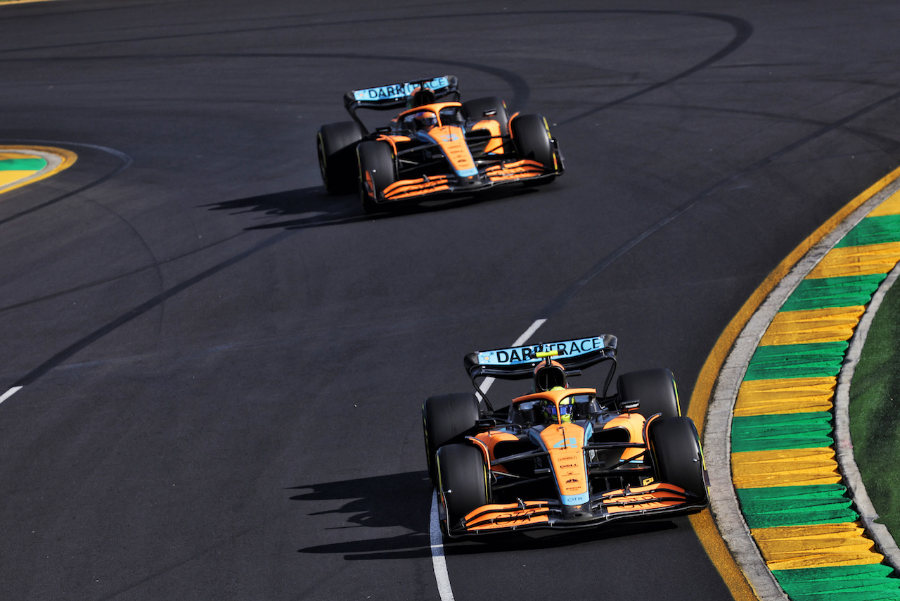 GP AUSTRALIA, Lando Norris (GBR) McLaren MCL36.
10.04.2022. Formula 1 World Championship, Rd 3, Australian Grand Prix, Albert Park, Melbourne, Australia, Gara Day.
- www.xpbimages.com, EMail: requests@xpbimages.com © Copyright: Bearne / XPB Images