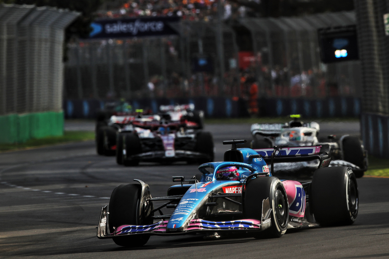 GP AUSTRALIA, Fernando Alonso (ESP) Alpine F1 Team A522.
10.04.2022. Formula 1 World Championship, Rd 3, Australian Grand Prix, Albert Park, Melbourne, Australia, Gara Day.
 - www.xpbimages.com, EMail: requests@xpbimages.com © Copyright: Coates / XPB Images