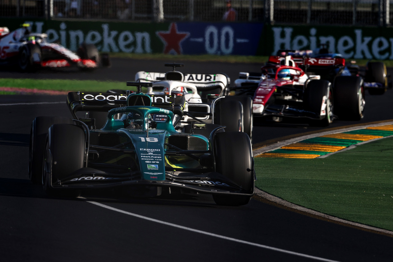 GP AUSTRALIA, Lance Stroll (CDN), Aston Martin F1 Team 
10.04.2022. Formula 1 World Championship, Rd 3, Australian Grand Prix, Albert Park, Melbourne, Australia, Gara Day.
- www.xpbimages.com, EMail: requests@xpbimages.com © Copyright: Charniaux / XPB Images
