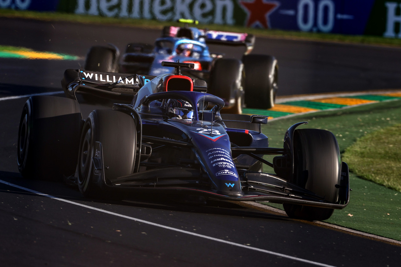 GP AUSTRALIA, Alex Albon (THA), Williams F1 Team 
10.04.2022. Formula 1 World Championship, Rd 3, Australian Grand Prix, Albert Park, Melbourne, Australia, Gara Day.
- www.xpbimages.com, EMail: requests@xpbimages.com ¬© Copyright: Charniaux / XPB Images