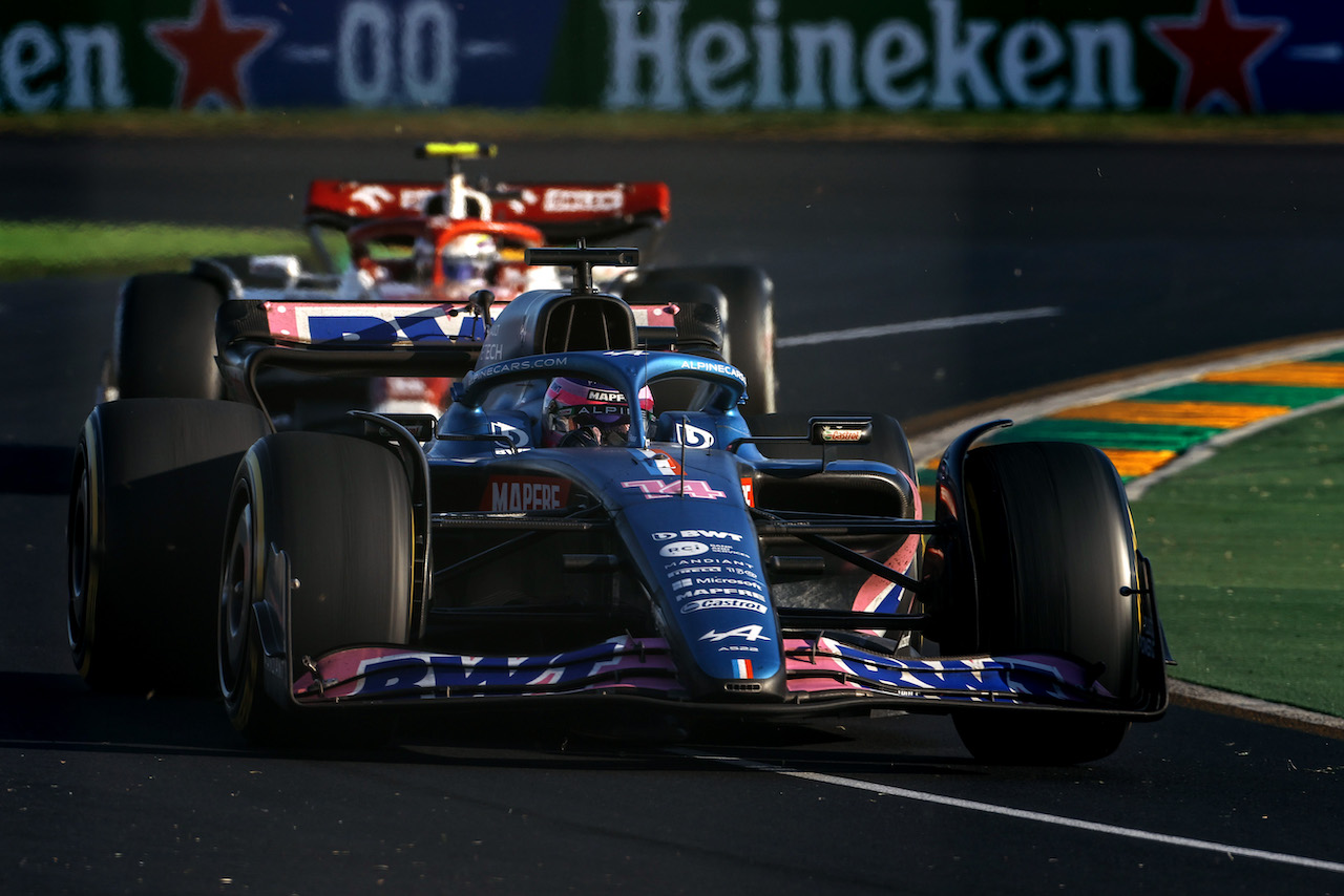 GP AUSTRALIA, Fernando Alonso (ESP), Alpine F1 Team 
10.04.2022. Formula 1 World Championship, Rd 3, Australian Grand Prix, Albert Park, Melbourne, Australia, Gara Day.
- www.xpbimages.com, EMail: requests@xpbimages.com © Copyright: Charniaux / XPB Images
