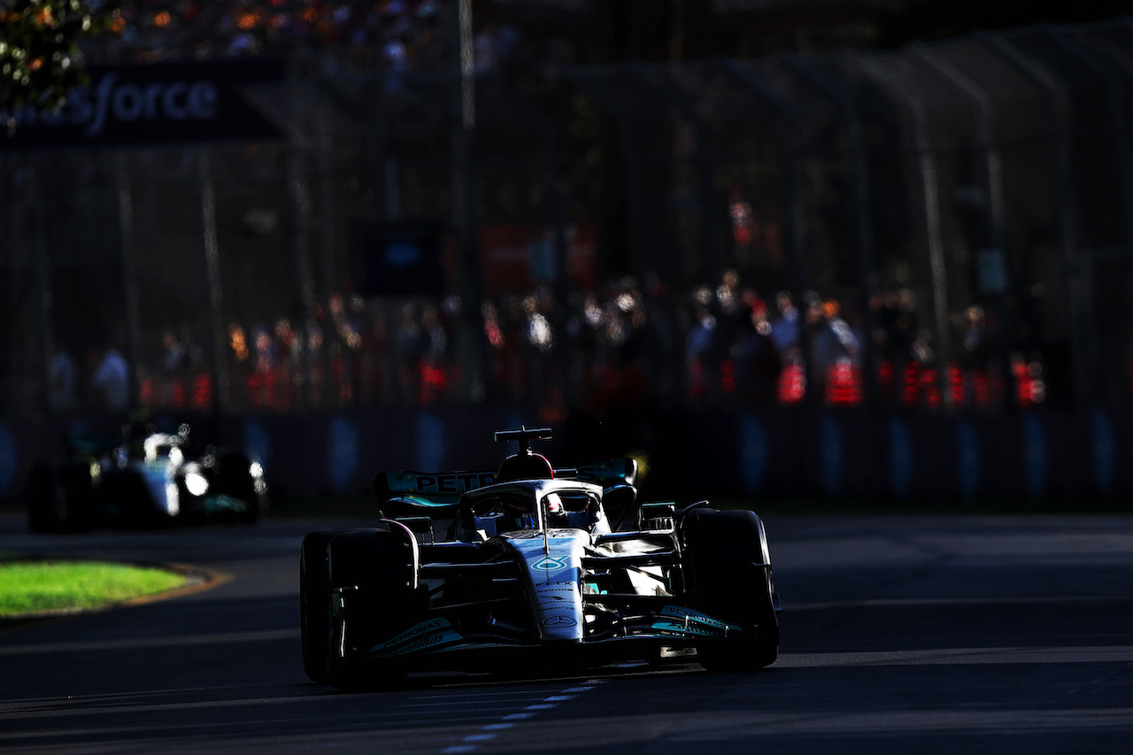 GP AUSTRALIA, George Russell (GBR) Mercedes AMG F1 W13.
10.04.2022. Formula 1 World Championship, Rd 3, Australian Grand Prix, Albert Park, Melbourne, Australia, Gara Day.
 - www.xpbimages.com, EMail: requests@xpbimages.com © Copyright: Coates / XPB Images