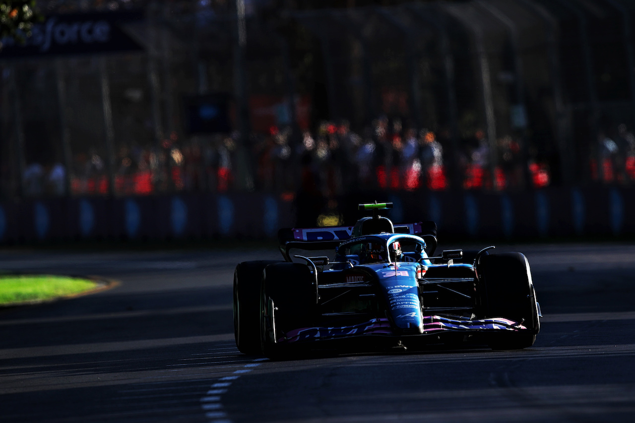 GP AUSTRALIA, Esteban Ocon (FRA) Alpine F1 Team A522.
10.04.2022. Formula 1 World Championship, Rd 3, Australian Grand Prix, Albert Park, Melbourne, Australia, Gara Day.
 - www.xpbimages.com, EMail: requests@xpbimages.com © Copyright: Coates / XPB Images