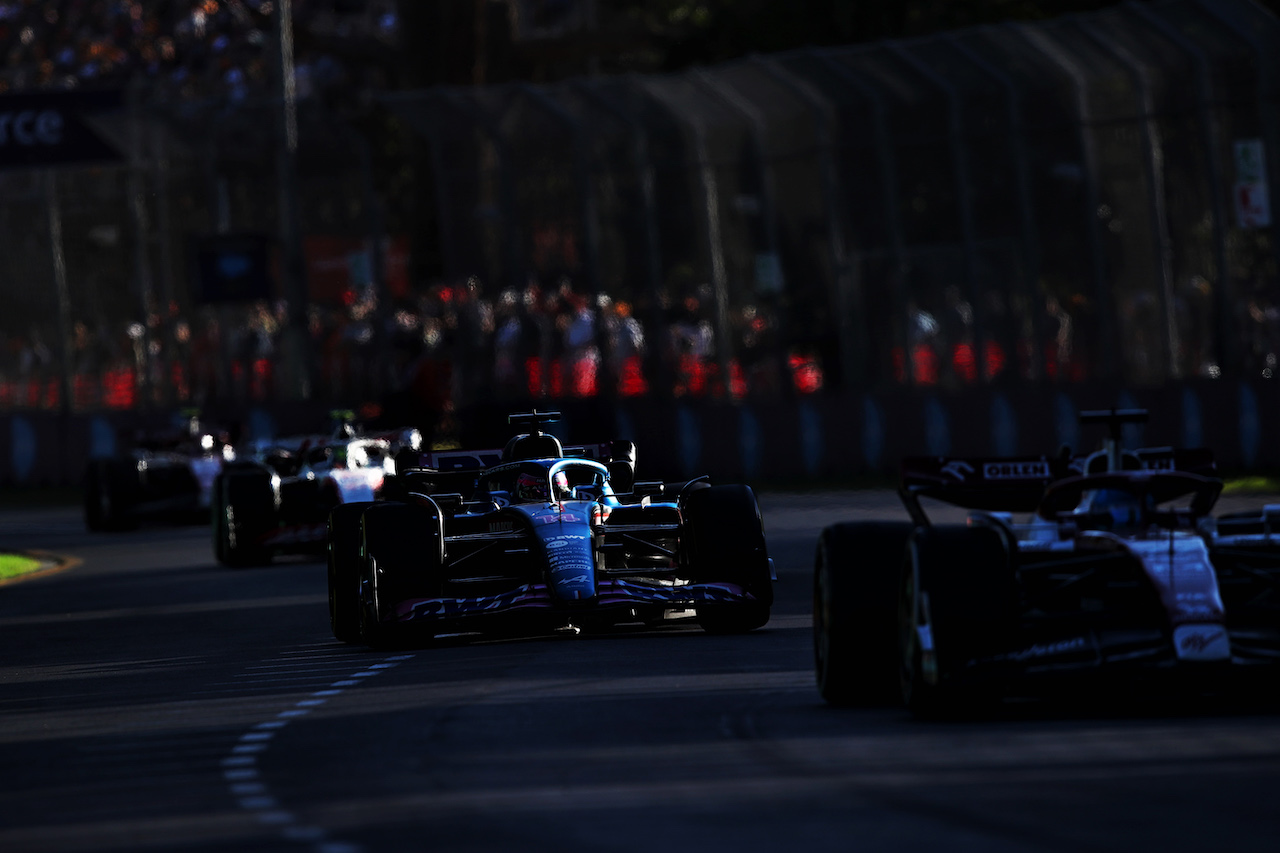 GP AUSTRALIA, Fernando Alonso (ESP) Alpine F1 Team A522.
10.04.2022. Formula 1 World Championship, Rd 3, Australian Grand Prix, Albert Park, Melbourne, Australia, Gara Day.
 - www.xpbimages.com, EMail: requests@xpbimages.com © Copyright: Coates / XPB Images