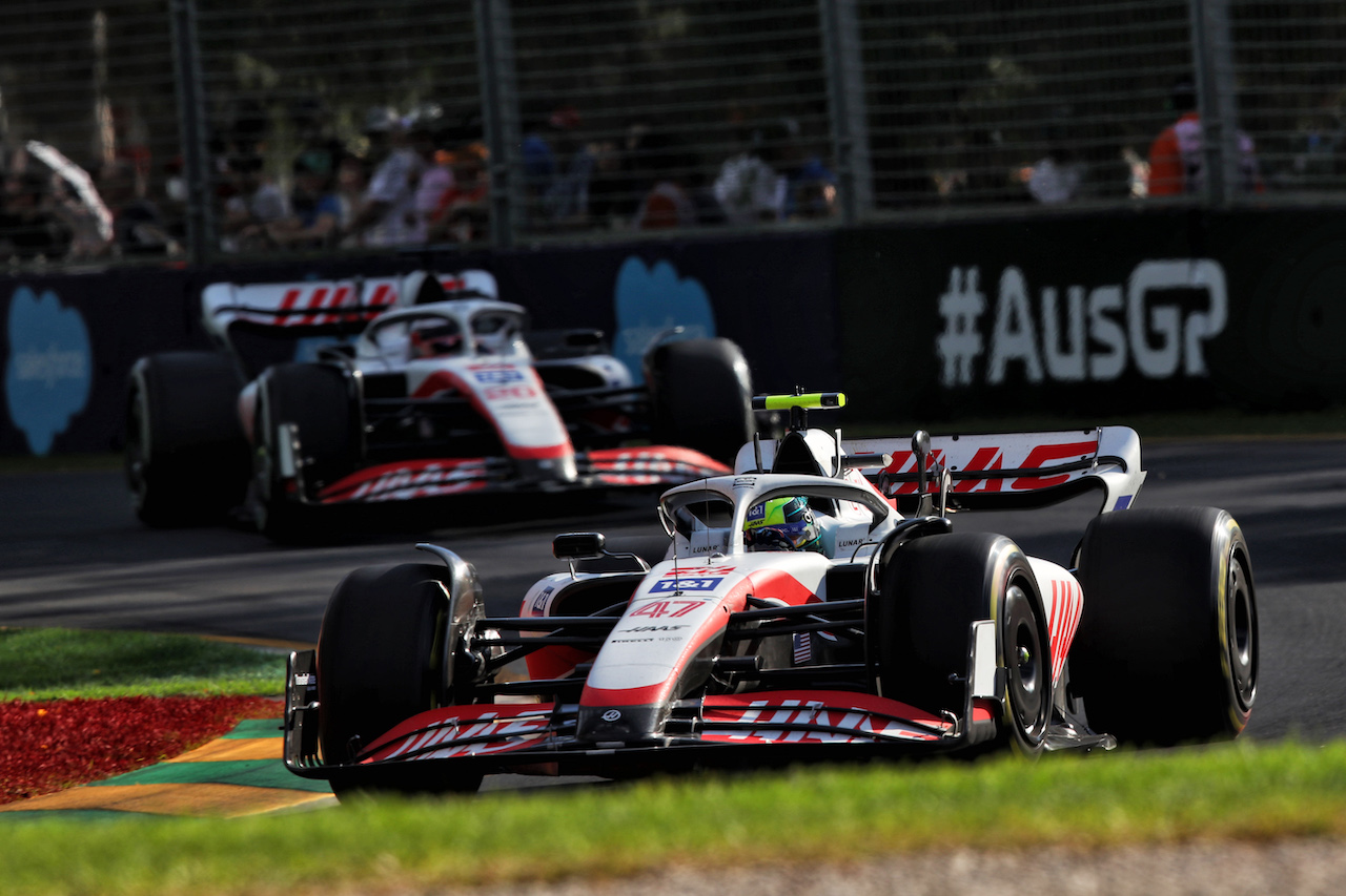 GP AUSTRALIA, Mick Schumacher (GER) Haas VF-22.
10.04.2022. Formula 1 World Championship, Rd 3, Australian Grand Prix, Albert Park, Melbourne, Australia, Gara Day.
 - www.xpbimages.com, EMail: requests@xpbimages.com © Copyright: Coates / XPB Images