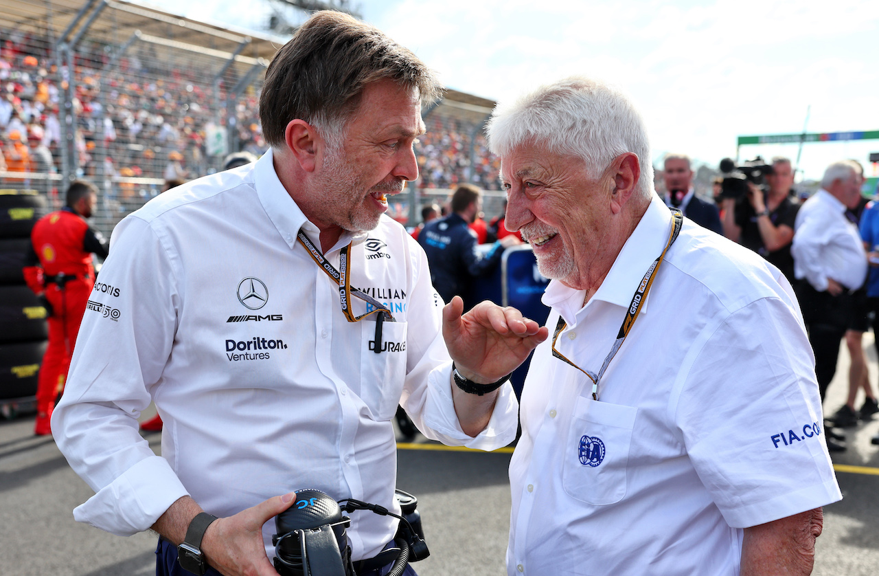 GP AUSTRALIA, (L to R): Jost Capito (GER) Williams Racing Chief Executive Officer with Pat Symonds (GBR) Formula 1 Chief Technical Officer.
10.04.2022. Formula 1 World Championship, Rd 3, Australian Grand Prix, Albert Park, Melbourne, Australia, Gara Day.
- www.xpbimages.com, EMail: requests@xpbimages.com © Copyright: Batchelor / XPB Images