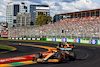 GP AUSTRALIA, Lando Norris (GBR) McLaren MCL36.
10.04.2022. Formula 1 World Championship, Rd 3, Australian Grand Prix, Albert Park, Melbourne, Australia, Gara Day.
- www.xpbimages.com, EMail: requests@xpbimages.com © Copyright: Batchelor / XPB Images