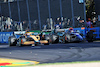 GP AUSTRALIA, Daniel Ricciardo (AUS) McLaren MCL36 e Alexander Albon (THA) Williams Racing FW44 battle for position.
10.04.2022. Formula 1 World Championship, Rd 3, Australian Grand Prix, Albert Park, Melbourne, Australia, Gara Day.
- www.xpbimages.com, EMail: requests@xpbimages.com © Copyright: Charniaux / XPB Images