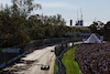 GP AUSTRALIA, Charles Leclerc (MON) Ferrari F1-75 davanti a Max Verstappen (NLD) Red Bull Racing RB18.
10.04.2022. Formula 1 World Championship, Rd 3, Australian Grand Prix, Albert Park, Melbourne, Australia, Gara Day.
- www.xpbimages.com, EMail: requests@xpbimages.com © Copyright: Bearne / XPB Images