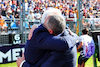GP AUSTRALIA, (L to R): Lawrence Stroll (CDN) Aston Martin F1 Team Investor e Stefano Domenicali (ITA) Formula One President e CEO on the grid.
10.04.2022. Formula 1 World Championship, Rd 3, Australian Grand Prix, Albert Park, Melbourne, Australia, Gara Day.
- www.xpbimages.com, EMail: requests@xpbimages.com © Copyright: Batchelor / XPB Images