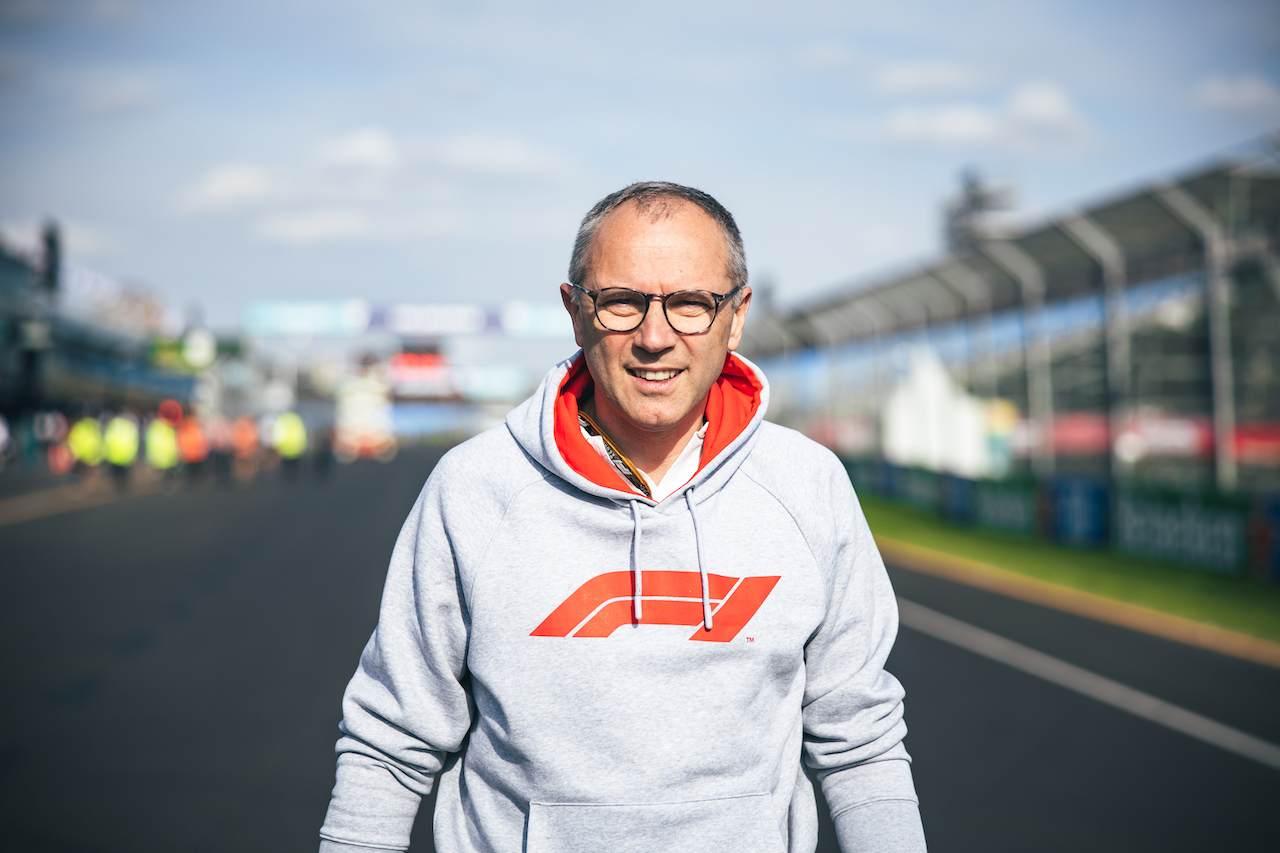 GP AUSTRALIA, Stefano Domenicali (ITA) Formula One President e CEO walks the circuit.
06.04.2022. Formula 1 World Championship, Rd 3, Australian Grand Prix, Albert Park, Melbourne, Australia, Preparation Day.
- www.xpbimages.com, EMail: requests@xpbimages.com © Copyright: Bearne / XPB Images