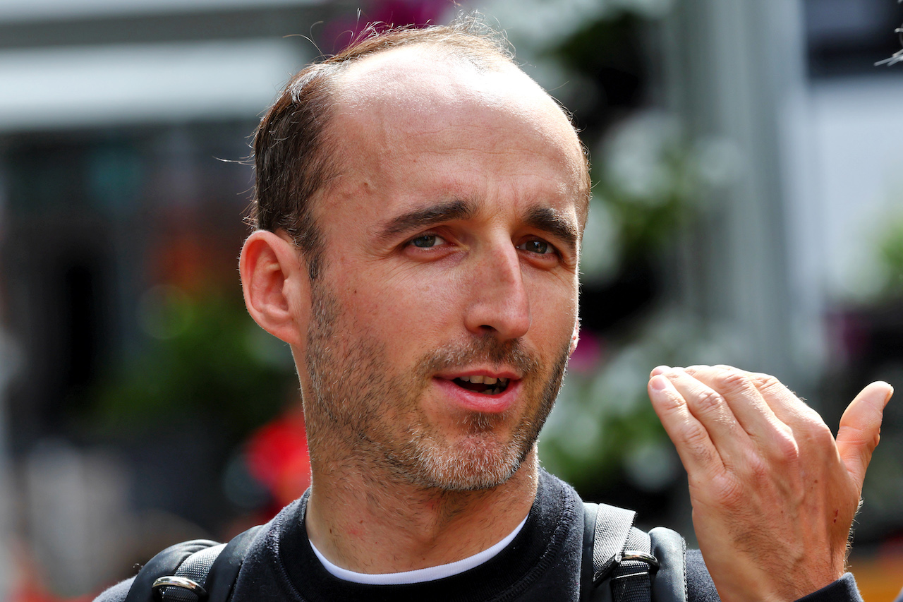 GP AUSTRALIA, Robert Kubica (POL) Alfa Romeo F1 Team Reserve Driver.
07.04.2022. Formula 1 World Championship, Rd 3, Australian Grand Prix, Albert Park, Melbourne, Australia, Preparation Day.
- www.xpbimages.com, EMail: requests@xpbimages.com © Copyright: Batchelor / XPB Images