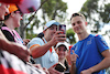 GP AUSTRALIA, Oscar Piastri (AUS) Alpine F1 Team Reserve Driver with fans.
07.04.2022. Formula 1 World Championship, Rd 3, Australian Grand Prix, Albert Park, Melbourne, Australia, Preparation Day.
 - www.xpbimages.com, EMail: requests@xpbimages.com © Copyright: Coates / XPB Images