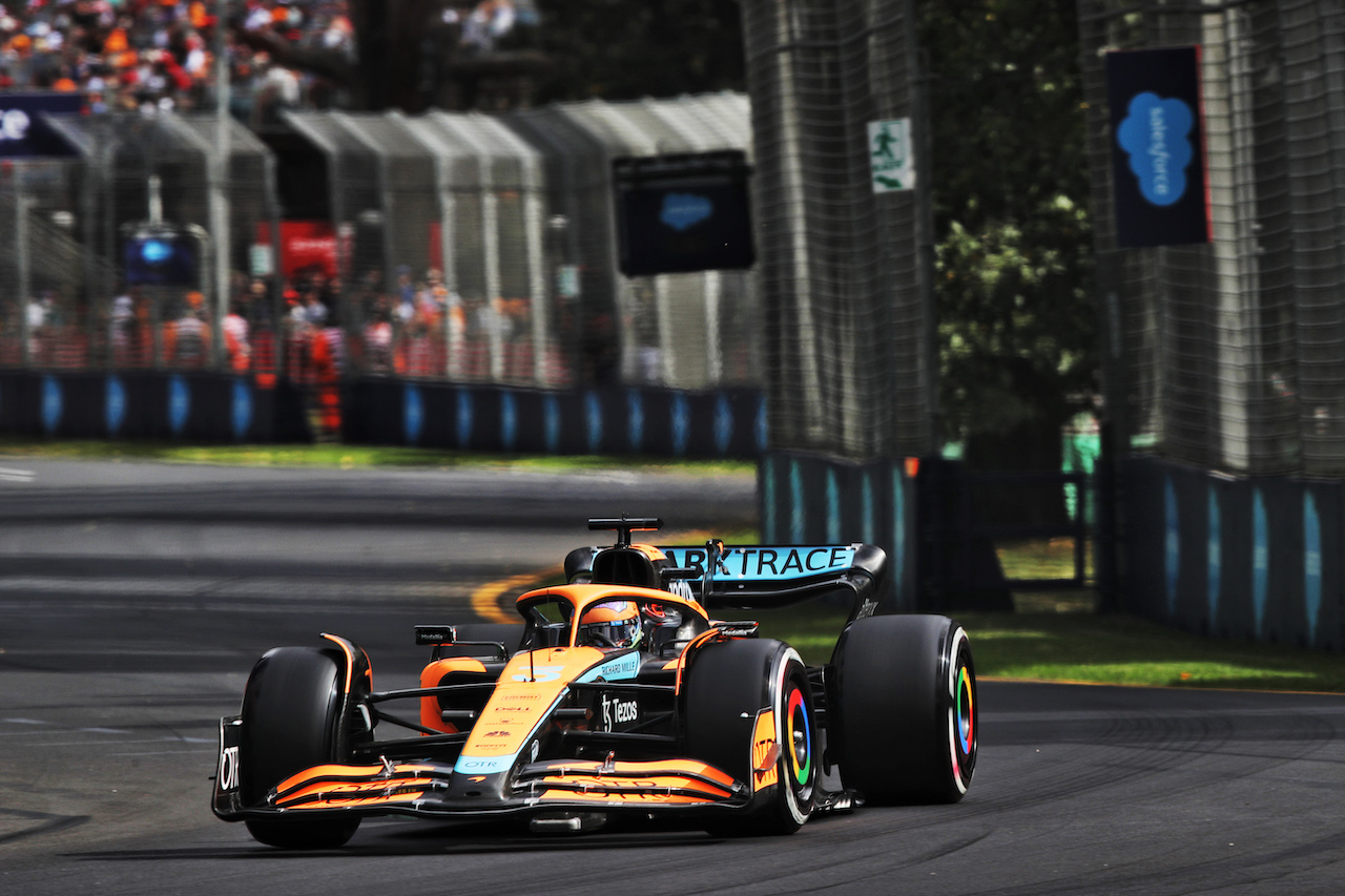 GP AUSTRALIA, Daniel Ricciardo (AUS) McLaren MCL36.
09.04.2022. Formula 1 World Championship, Rd 3, Australian Grand Prix, Albert Park, Melbourne, Australia, Qualifiche Day.
- www.xpbimages.com, EMail: requests@xpbimages.com © Copyright: Batchelor / XPB Images