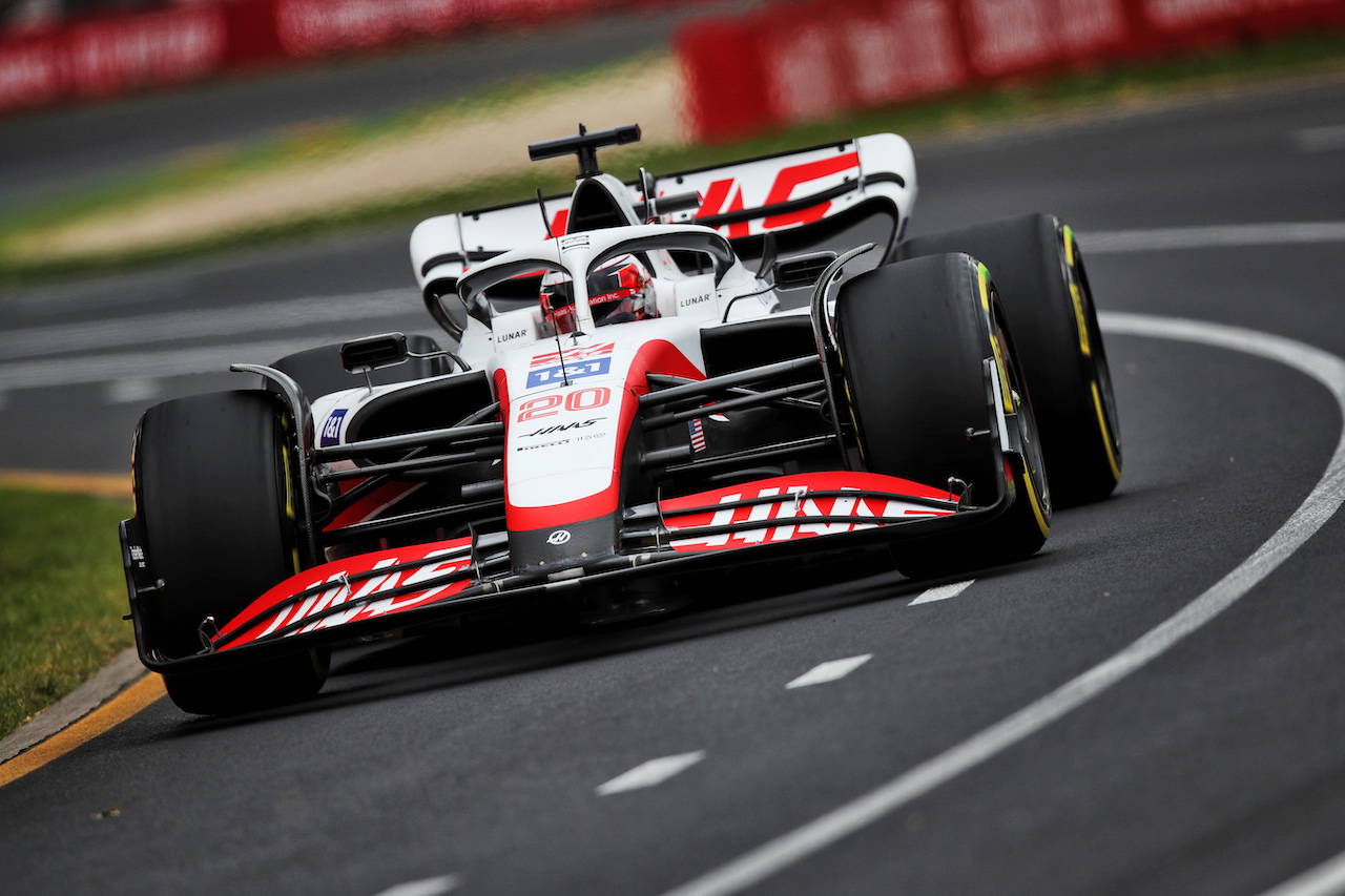 GP AUSTRALIA, Kevin Magnussen (DEN) Haas VF-22.
09.04.2022. Formula 1 World Championship, Rd 3, Australian Grand Prix, Albert Park, Melbourne, Australia, Qualifiche Day.
 - www.xpbimages.com, EMail: requests@xpbimages.com © Copyright: Coates / XPB Images
