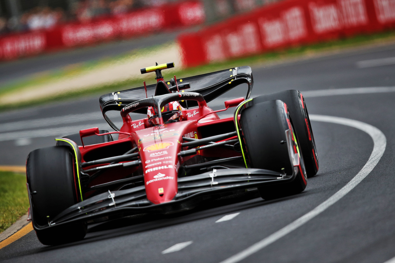 GP AUSTRALIA, Carlos Sainz Jr (ESP) Ferrari F1-75.
09.04.2022. Formula 1 World Championship, Rd 3, Australian Grand Prix, Albert Park, Melbourne, Australia, Qualifiche Day.
 - www.xpbimages.com, EMail: requests@xpbimages.com © Copyright: Coates / XPB Images