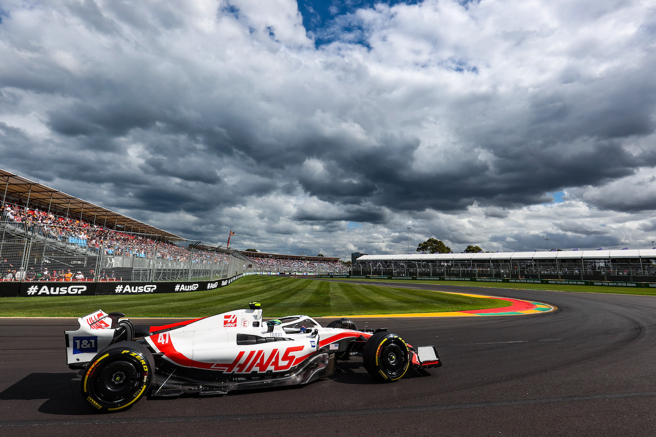 GP AUSTRALIA, Mick Schumacher (GER), Haas F1 Team 
09.04.2022. Formula 1 World Championship, Rd 3, Australian Grand Prix, Albert Park, Melbourne, Australia, Qualifiche Day.
- www.xpbimages.com, EMail: requests@xpbimages.com © Copyright: Charniaux / XPB Images