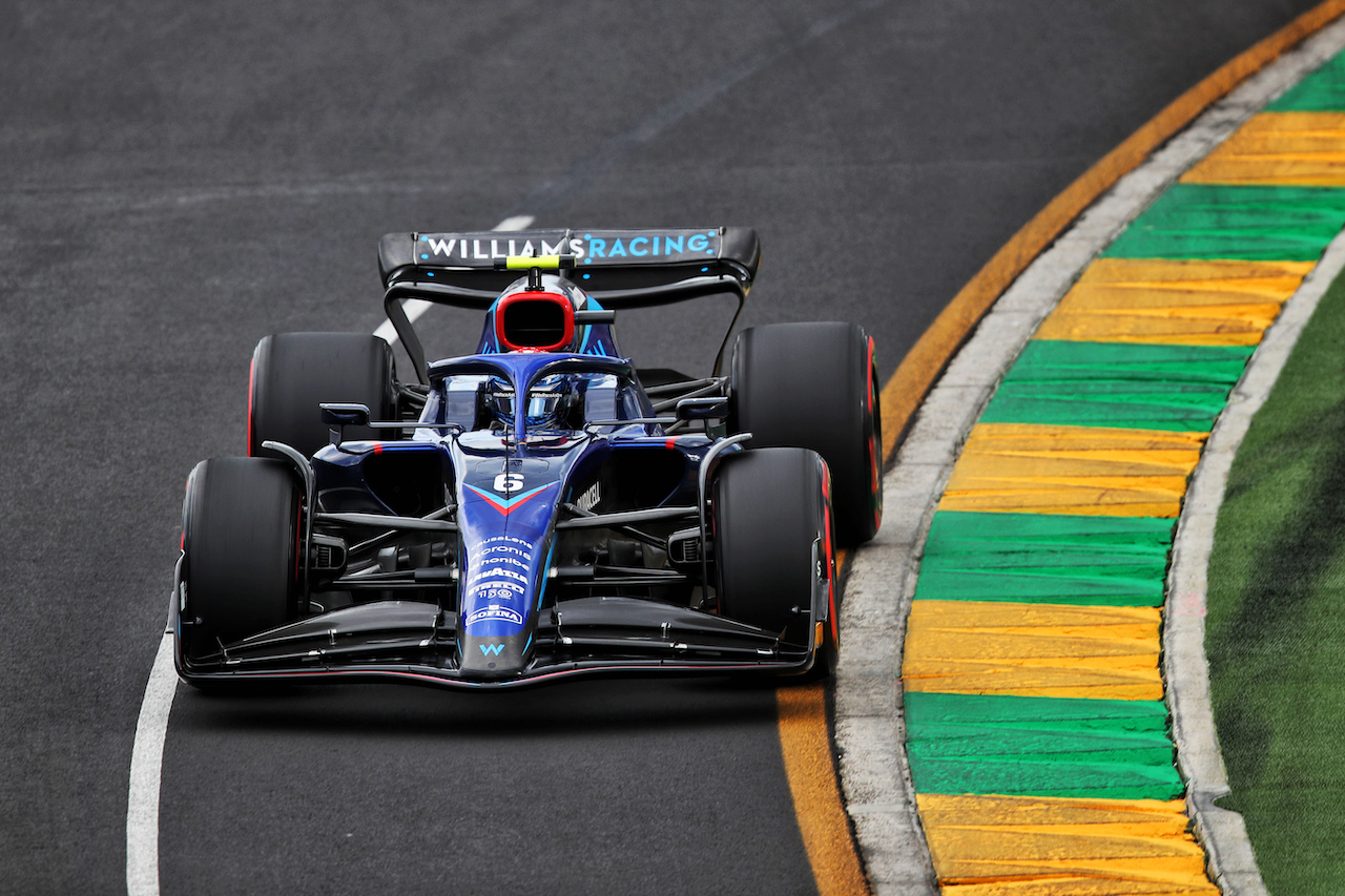 GP AUSTRALIA, Nicholas Latifi (CDN) Williams Racing FW44.
09.04.2022. Formula 1 World Championship, Rd 3, Australian Grand Prix, Albert Park, Melbourne, Australia, Qualifiche Day.
 - www.xpbimages.com, EMail: requests@xpbimages.com © Copyright: Coates / XPB Images