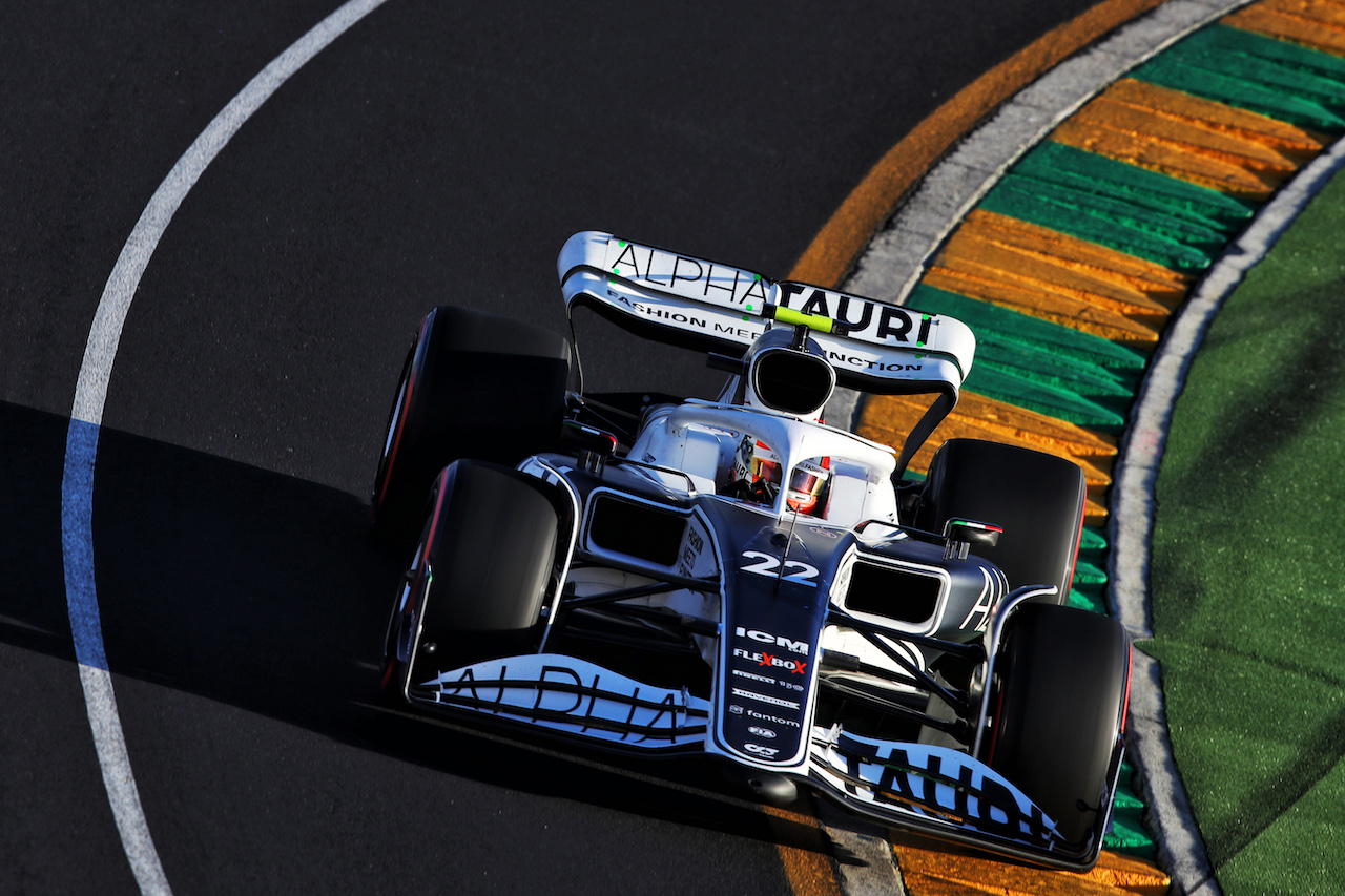 GP AUSTRALIA, Yuki Tsunoda (JPN) AlphaTauri AT03.
09.04.2022. Formula 1 World Championship, Rd 3, Australian Grand Prix, Albert Park, Melbourne, Australia, Qualifiche Day.
 - www.xpbimages.com, EMail: requests@xpbimages.com © Copyright: Coates / XPB Images