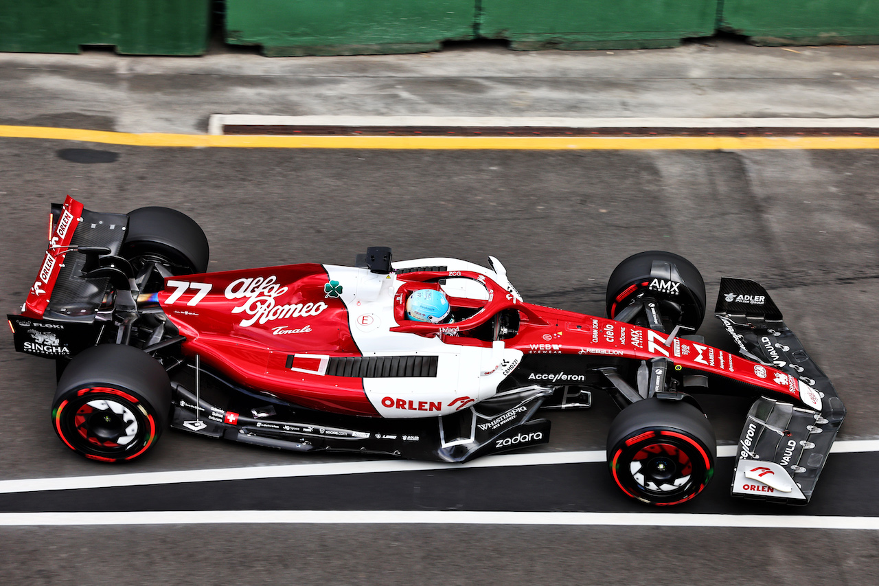 GP AUSTRALIA, Valtteri Bottas (FIN) Alfa Romeo F1 Team C42.
09.04.2022. Formula 1 World Championship, Rd 3, Australian Grand Prix, Albert Park, Melbourne, Australia, Qualifiche Day.
- www.xpbimages.com, EMail: requests@xpbimages.com © Copyright: Batchelor / XPB Images
