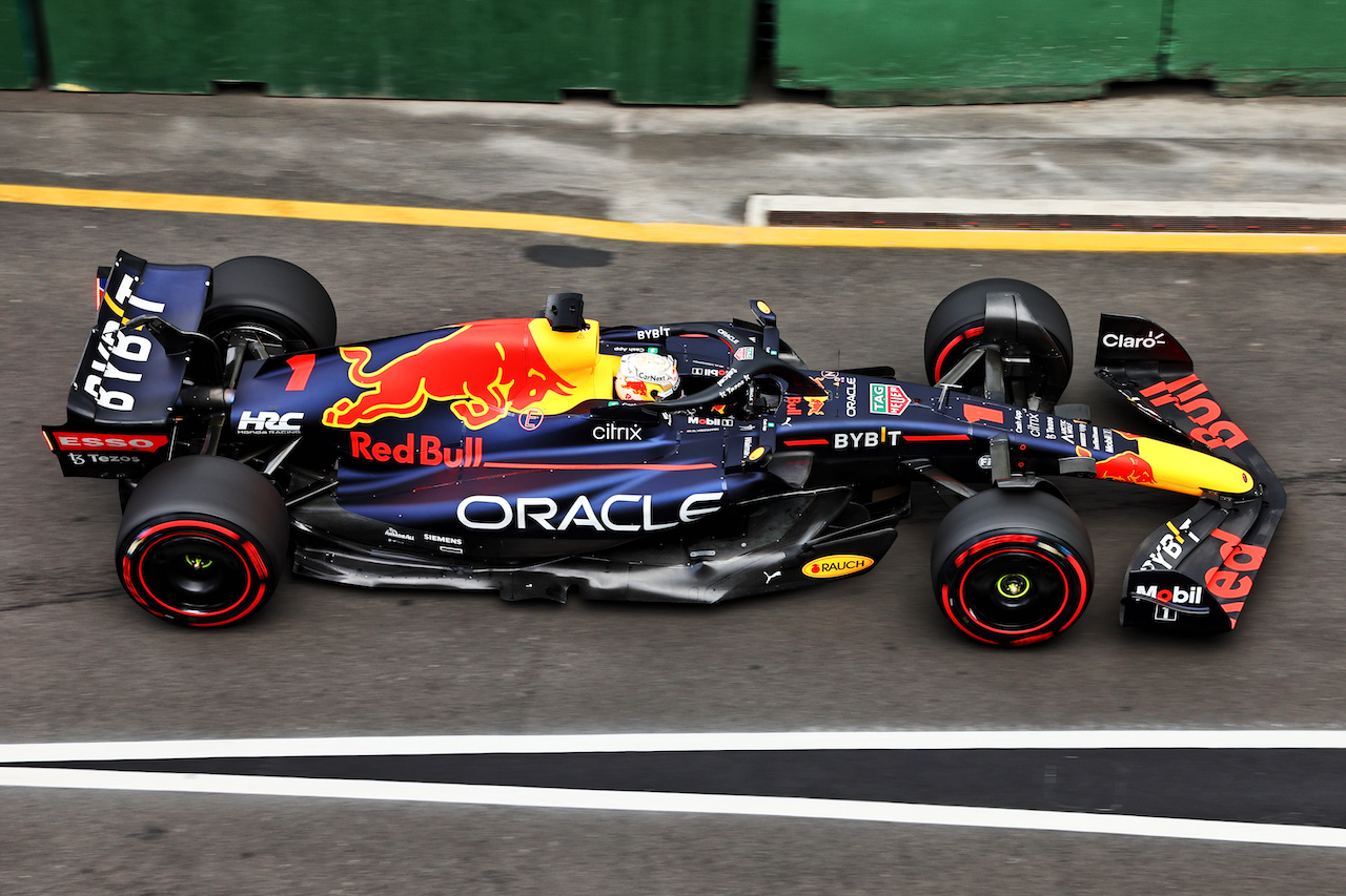 GP AUSTRALIA, Max Verstappen (NLD) Red Bull Racing RB18.
09.04.2022. Formula 1 World Championship, Rd 3, Australian Grand Prix, Albert Park, Melbourne, Australia, Qualifiche Day.
- www.xpbimages.com, EMail: requests@xpbimages.com © Copyright: Batchelor / XPB Images