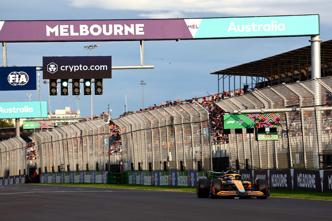 GP AUSTRALIA, Daniel Ricciardo (AUS) McLaren MCL36.
09.04.2022. Formula 1 World Championship, Rd 3, Australian Grand Prix, Albert Park, Melbourne, Australia, Qualifiche Day.
- www.xpbimages.com, EMail: requests@xpbimages.com © Copyright: Batchelor / XPB Images