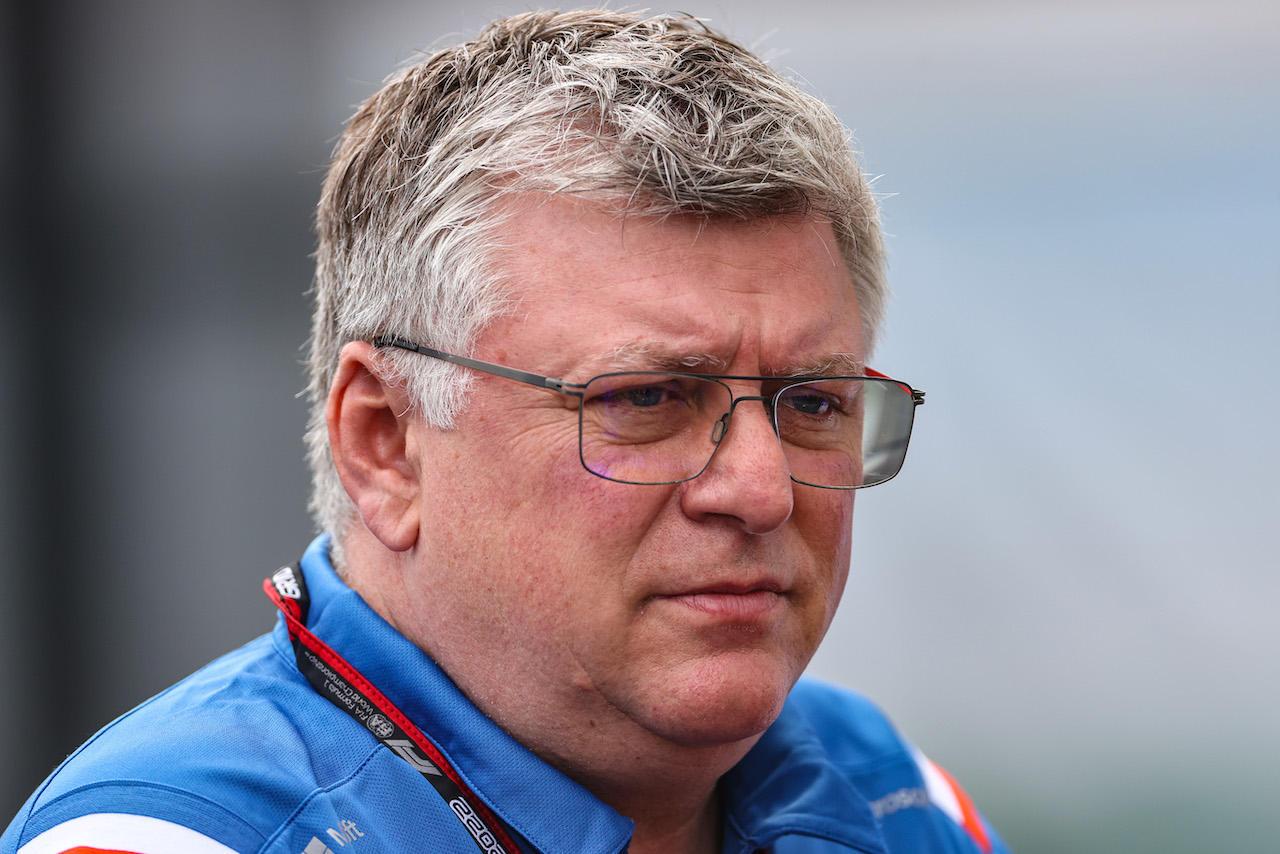 GP AUSTRALIA, Otmar Szafnauer (USA) Alpine F1 Team, Team Principal 
09.04.2022. Formula 1 World Championship, Rd 3, Australian Grand Prix, Albert Park, Melbourne, Australia, Qualifiche Day.
- www.xpbimages.com, EMail: requests@xpbimages.com © Copyright: Charniaux / XPB Images