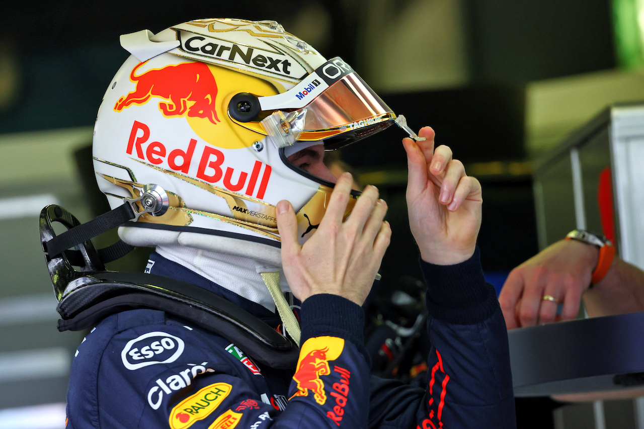 GP AUSTRALIA, Max Verstappen (NLD) Red Bull Racing.
09.04.2022. Formula 1 World Championship, Rd 3, Australian Grand Prix, Albert Park, Melbourne, Australia, Qualifiche Day.
- www.xpbimages.com, EMail: requests@xpbimages.com © Copyright: Batchelor / XPB Images