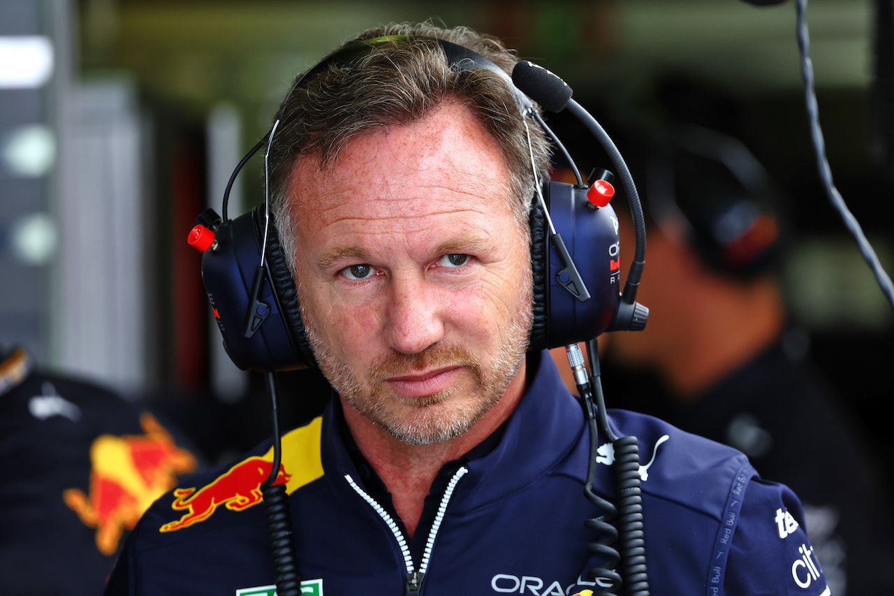 GP AUSTRALIA, Christian Horner (GBR) Red Bull Racing Team Principal.
09.04.2022. Formula 1 World Championship, Rd 3, Australian Grand Prix, Albert Park, Melbourne, Australia, Qualifiche Day.
- www.xpbimages.com, EMail: requests@xpbimages.com © Copyright: Batchelor / XPB Images
