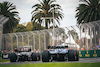 GP AUSTRALIA, George Russell (GBR) Mercedes AMG F1 W13 e Fernando Alonso (ESP) Alpine F1 Team A522.
09.04.2022. Formula 1 World Championship, Rd 3, Australian Grand Prix, Albert Park, Melbourne, Australia, Qualifiche Day.
- www.xpbimages.com, EMail: requests@xpbimages.com © Copyright: Bearne / XPB Images