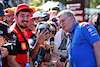 GP AUSTRALIA, Otmar Szafnauer (USA) Alpine F1 Team, Team Principal with fans.
09.04.2022. Formula 1 World Championship, Rd 3, Australian Grand Prix, Albert Park, Melbourne, Australia, Qualifiche Day.
 - www.xpbimages.com, EMail: requests@xpbimages.com © Copyright: Coates / XPB Images