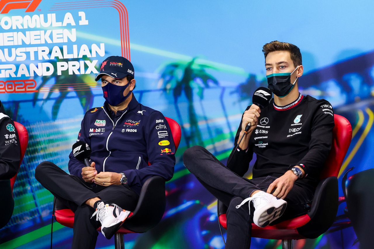 GP AUSTRALIA, (L to R): Sergio Perez (MEX) Red Bull Racing e George Russell (GBR) Mercedes AMG F1 in the FIA Press Conference.
08.04.2022. Formula 1 World Championship, Rd 3, Australian Grand Prix, Albert Park, Melbourne, Australia, Practice Day.
- www.xpbimages.com, EMail: requests@xpbimages.com © Copyright: XPB Images