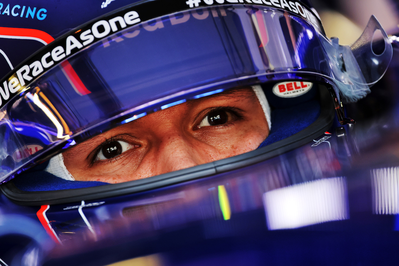 GP AUSTRALIA, Alexander Albon (THA) Williams Racing FW44.
08.04.2022. Formula 1 World Championship, Rd 3, Australian Grand Prix, Albert Park, Melbourne, Australia, Practice Day.
- www.xpbimages.com, EMail: requests@xpbimages.com © Copyright: Bearne / XPB Images
