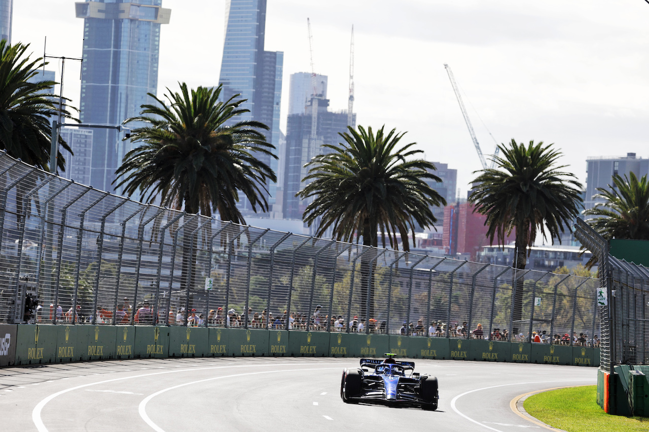 GP AUSTRALIA, Nicholas Latifi (CDN) Williams Racing FW44.
08.04.2022. Formula 1 World Championship, Rd 3, Australian Grand Prix, Albert Park, Melbourne, Australia, Practice Day.
- www.xpbimages.com, EMail: requests@xpbimages.com © Copyright: Bearne / XPB Images