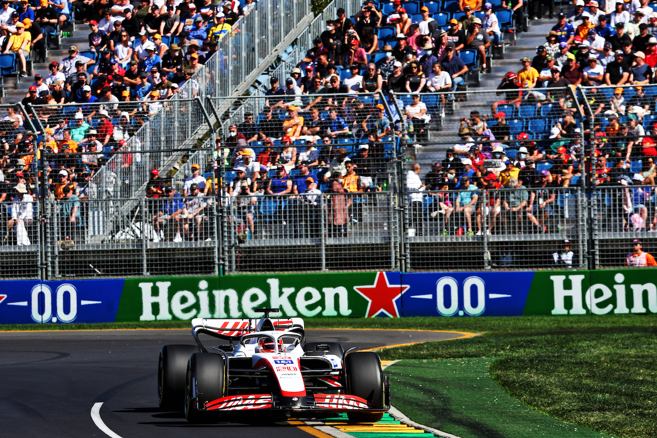 GP AUSTRALIA, Kevin Magnussen (DEN) Haas VF-22.
08.04.2022. Formula 1 World Championship, Rd 3, Australian Grand Prix, Albert Park, Melbourne, Australia, Practice Day.
- www.xpbimages.com, EMail: requests@xpbimages.com © Copyright: Batchelor / XPB Images