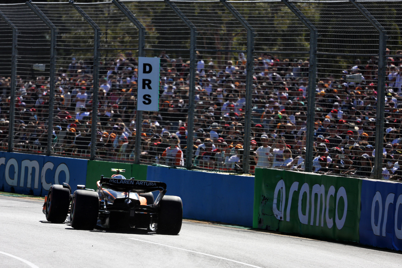 GP AUSTRALIA, Lando Norris (GBR) McLaren MCL36.
08.04.2022. Formula 1 World Championship, Rd 3, Australian Grand Prix, Albert Park, Melbourne, Australia, Practice Day.
- www.xpbimages.com, EMail: requests@xpbimages.com © Copyright: Batchelor / XPB Images