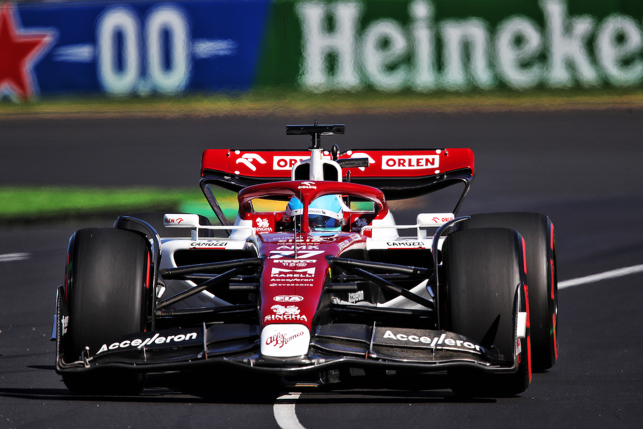 GP AUSTRALIA, Valtteri Bottas (FIN) Alfa Romeo F1 Team C42.
08.04.2022. Formula 1 World Championship, Rd 3, Australian Grand Prix, Albert Park, Melbourne, Australia, Practice Day.
 - www.xpbimages.com, EMail: requests@xpbimages.com © Copyright: Coates / XPB Images
