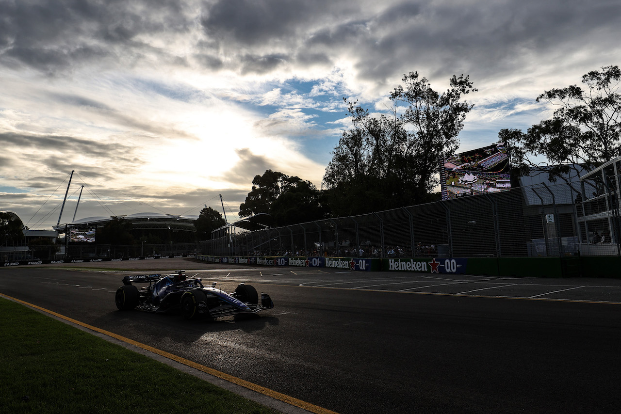 GP AUSTRALIA, Alex Albon (THA), Williams F1 Team 
08.04.2022. Formula 1 World Championship, Rd 3, Australian Grand Prix, Albert Park, Melbourne, Australia, Practice Day.
- www.xpbimages.com, EMail: requests@xpbimages.com ¬© Copyright: Charniaux / XPB Images